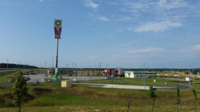 Motel Stare Brynki przy stacji BP Trójka  Stare Brynki